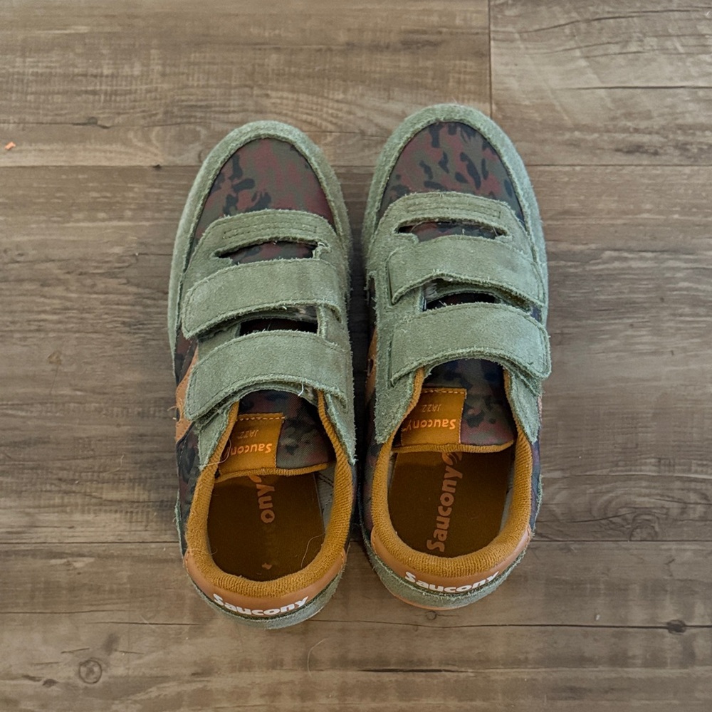 Boys Saucony Camo Shoes - Size 1.5